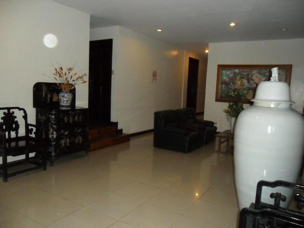 Tagaytay Econo Hotel Tagaytay City Exterior photo