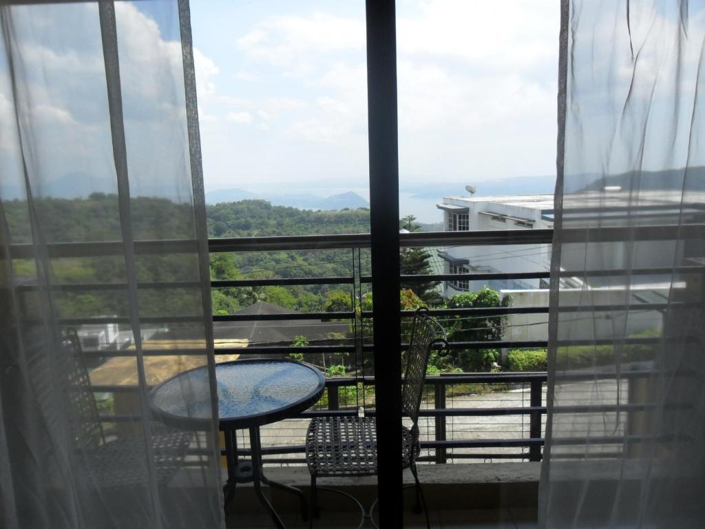 Tagaytay Econo Hotel Tagaytay City Room photo