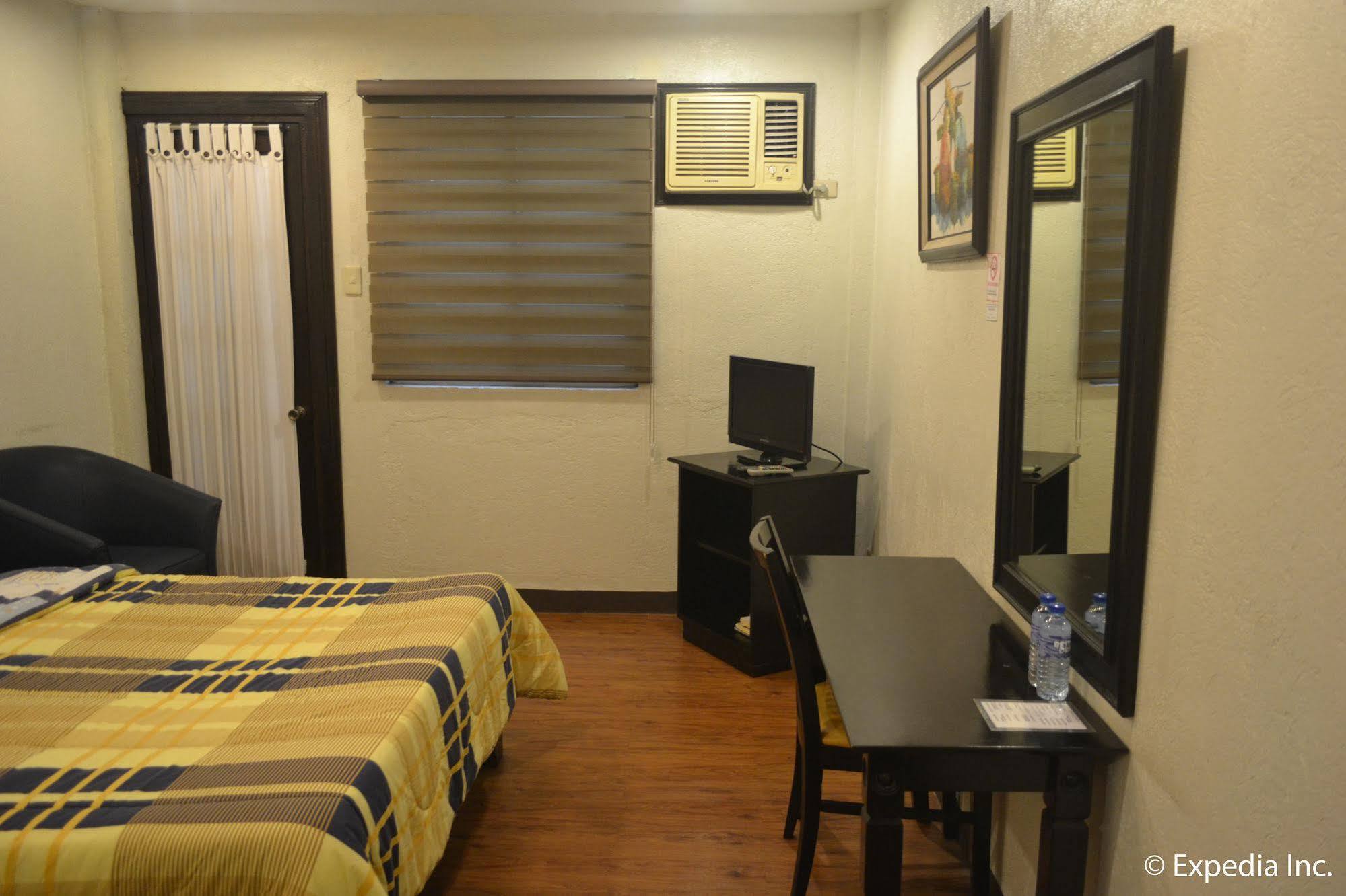 Tagaytay Econo Hotel Tagaytay City Exterior photo